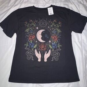 Hybrid Apparel: NWT Women's Graphic T-shirt Size Small